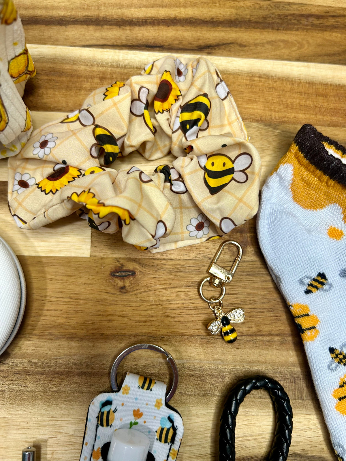 Bee-Youtiful Bookish Bundle